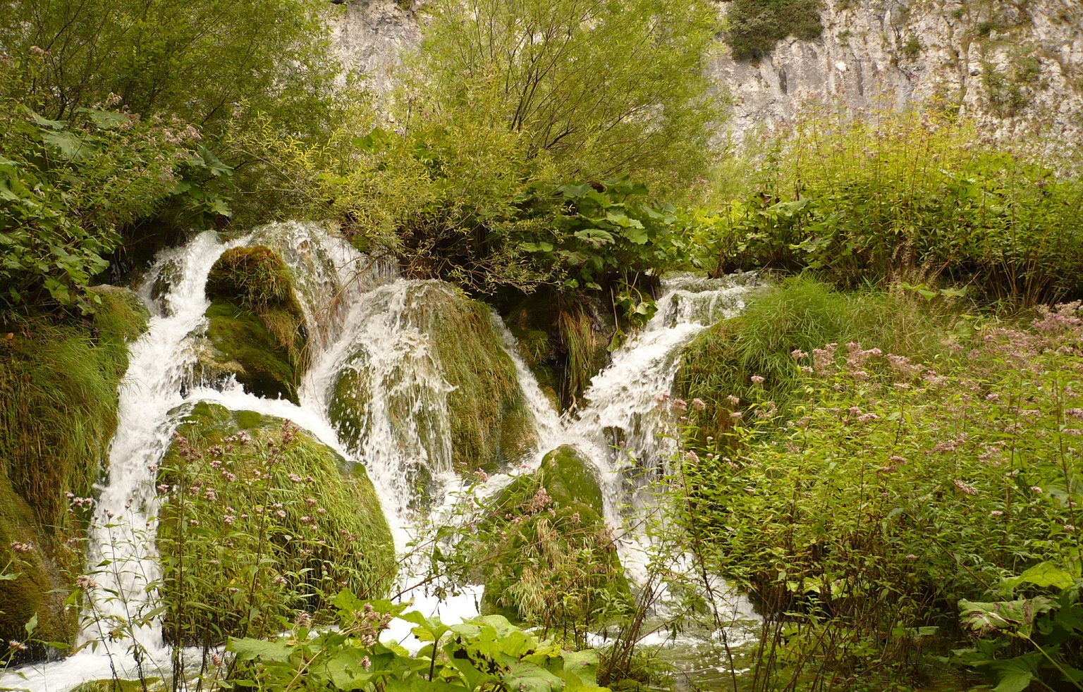 Plitvice Woda woda a.jpg