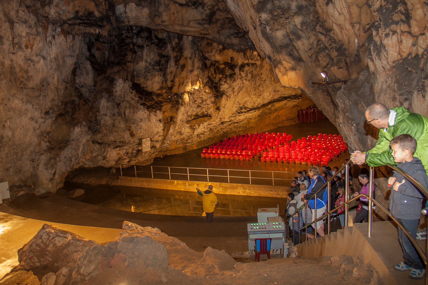 IMG_0323.jpg IMG_0323.jpg