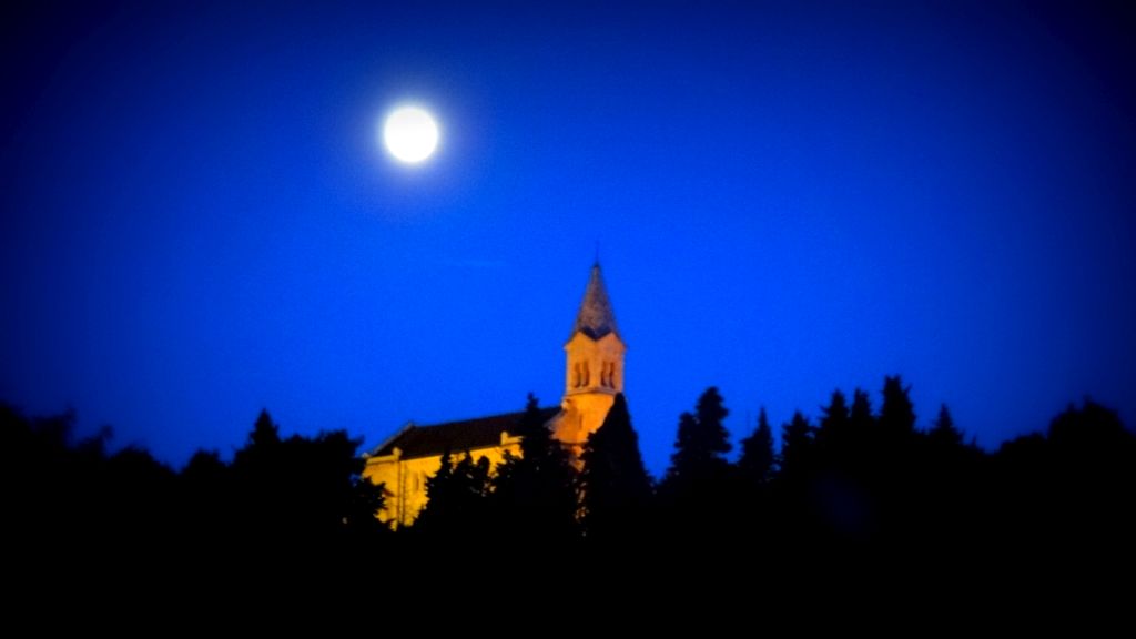 Widok na kościół / DSC08350.JPG DSC08350.JPG