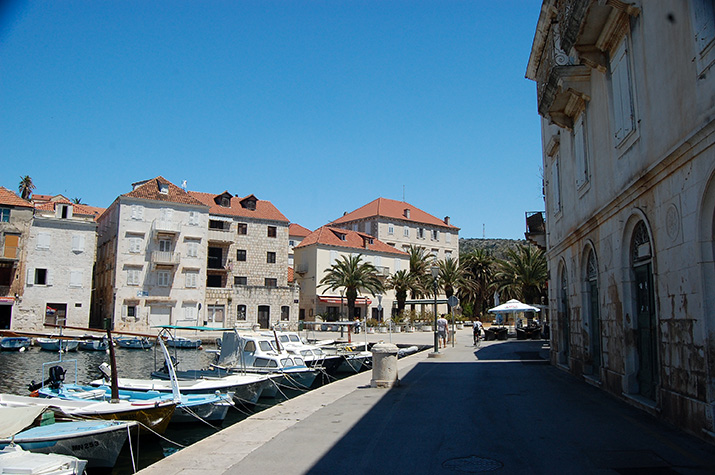 Milna / DSC_0663dd.jpg DSC_0663dd.jpg