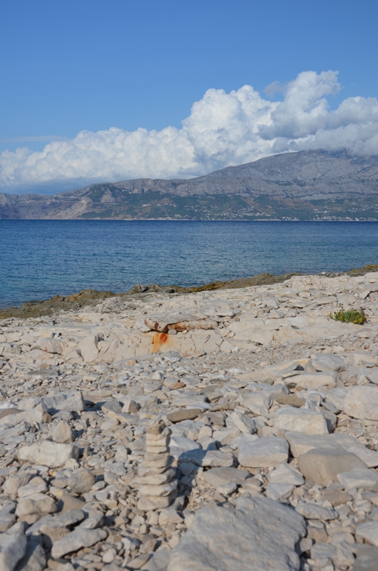 0028 plaża w Povlji popołudniową porą.JPG