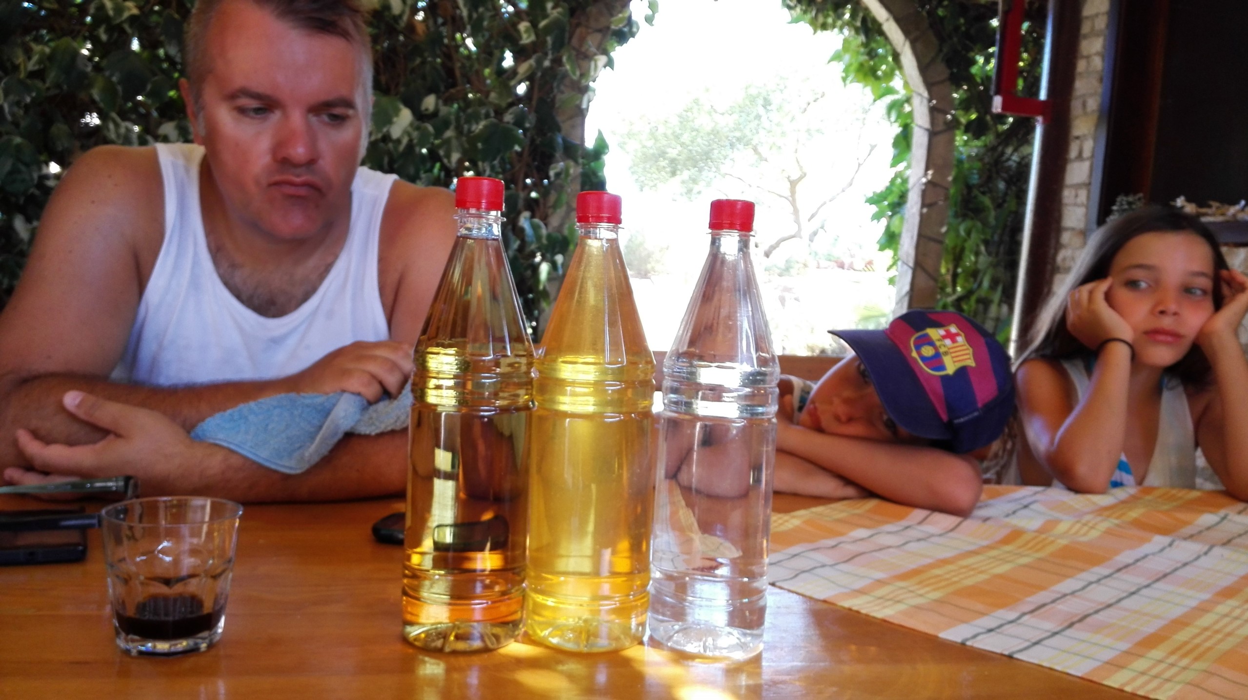 "Popróbowaliśmy, pocmokaliśmy z zadowolenia..." / 17.jpg 17.jpg