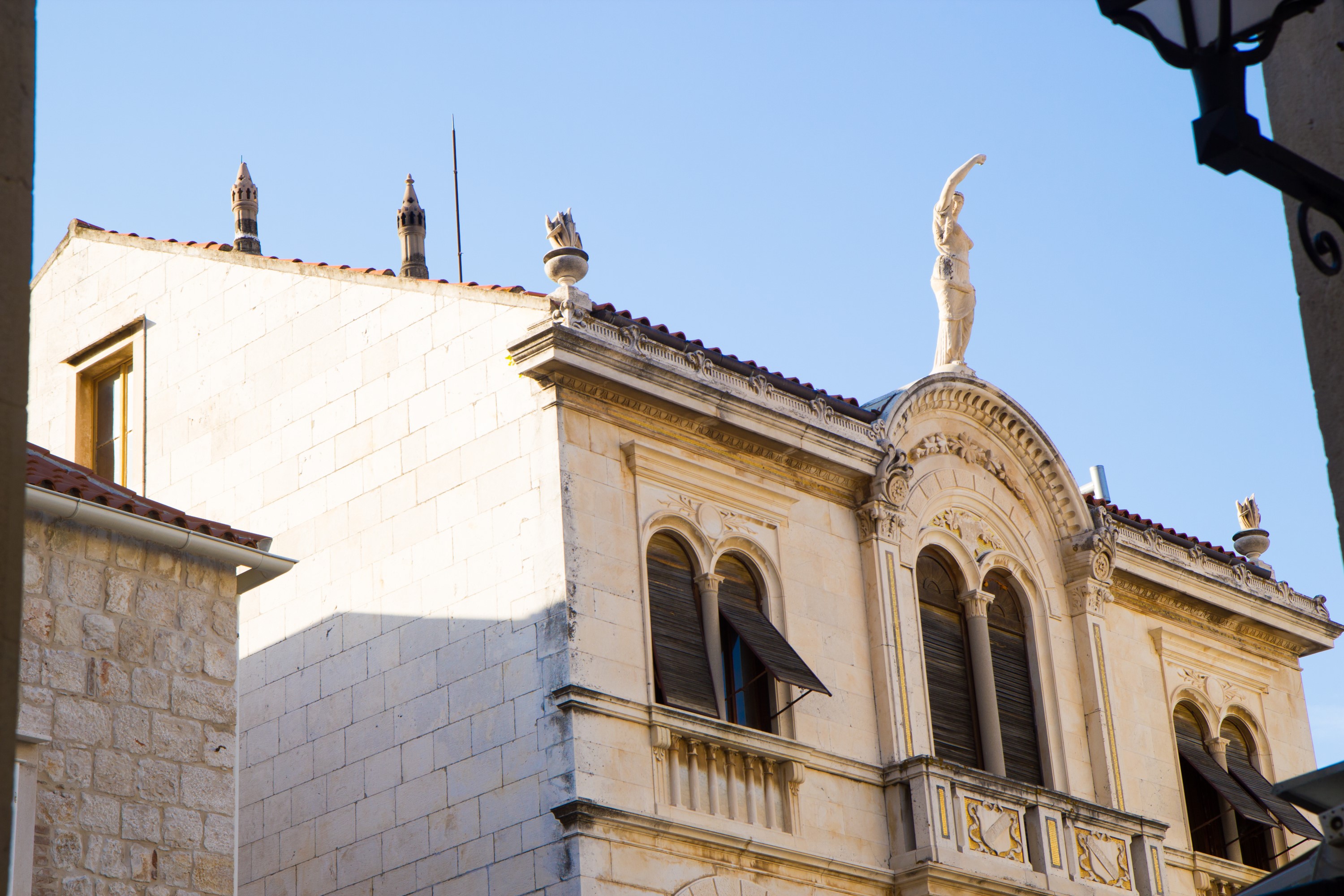 O, taki. Podczas pobytu na Visie znalazłem o nim ciekawe informacje, ale obecnie niczego nie pamiętam :( / 03.jpg 03.jpg