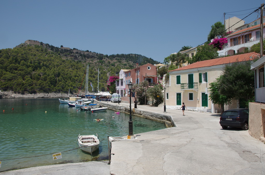 Assos / IMGP9636_resize.JPG IMGP9636_resize.JPG