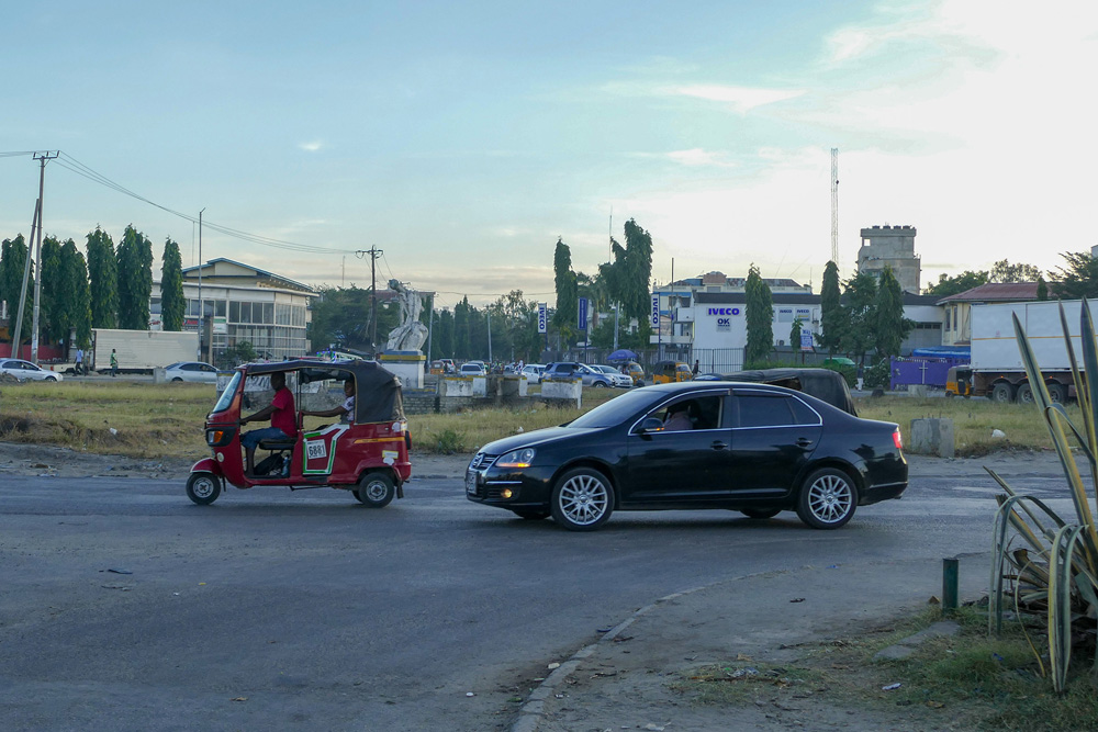 nowoczesność i popularny środek transportu : / P1060695.jpg P1060695.jpg