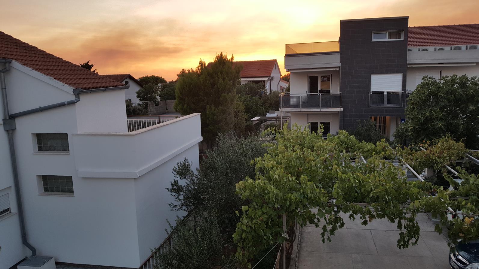 20170821_195207_001 (Copy).jpg