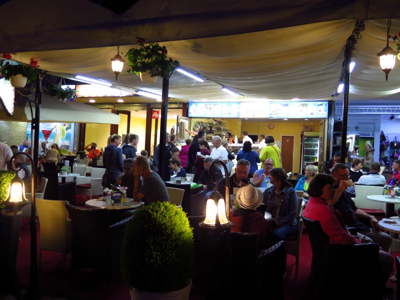 2018-04-29-20h40m46 (Custom).JPG