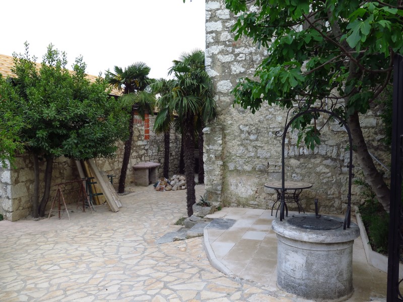 2018-05-02-19h15m59 (Custom).JPG