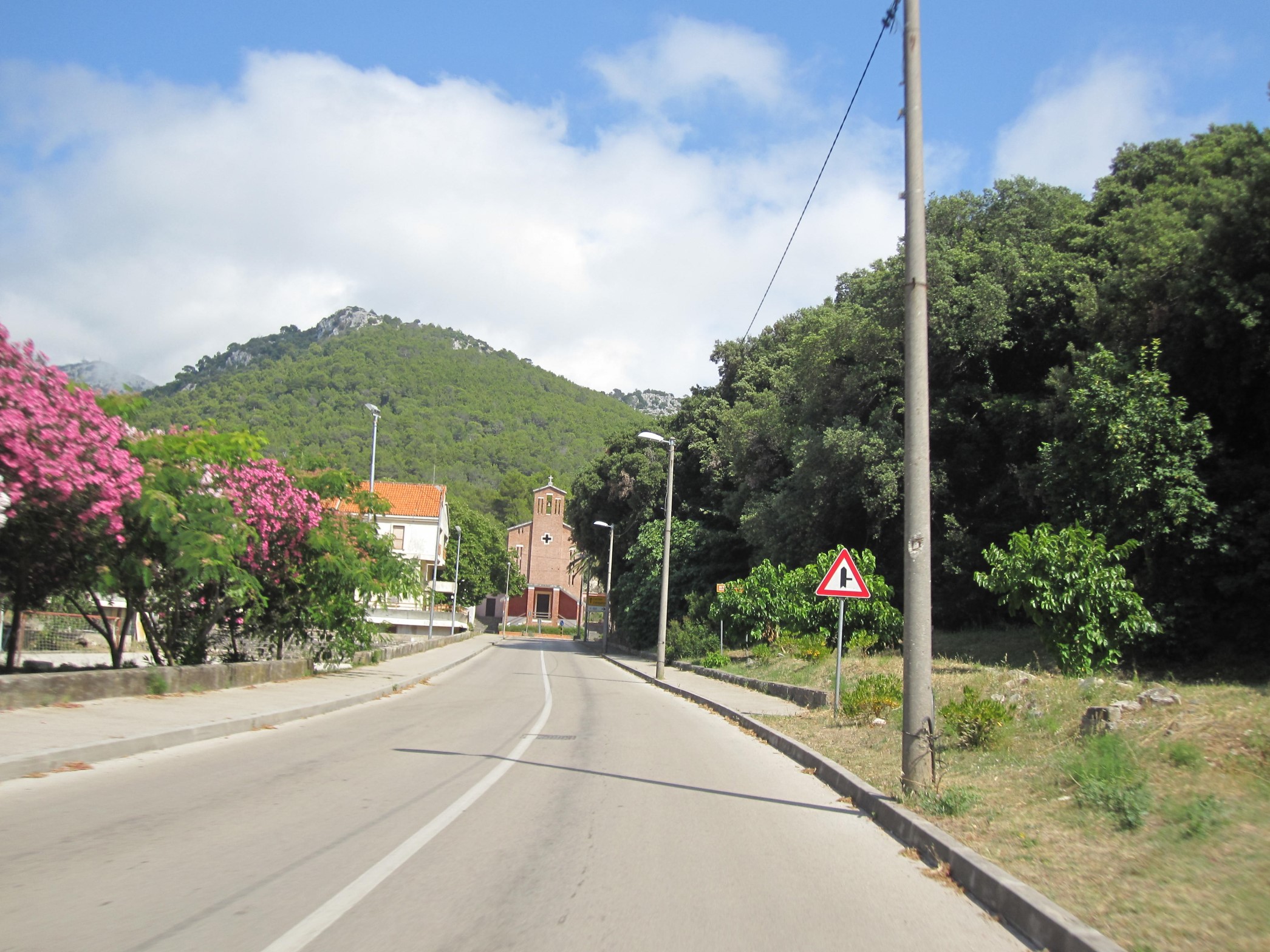 05 rozjazd i ruiny.jpg