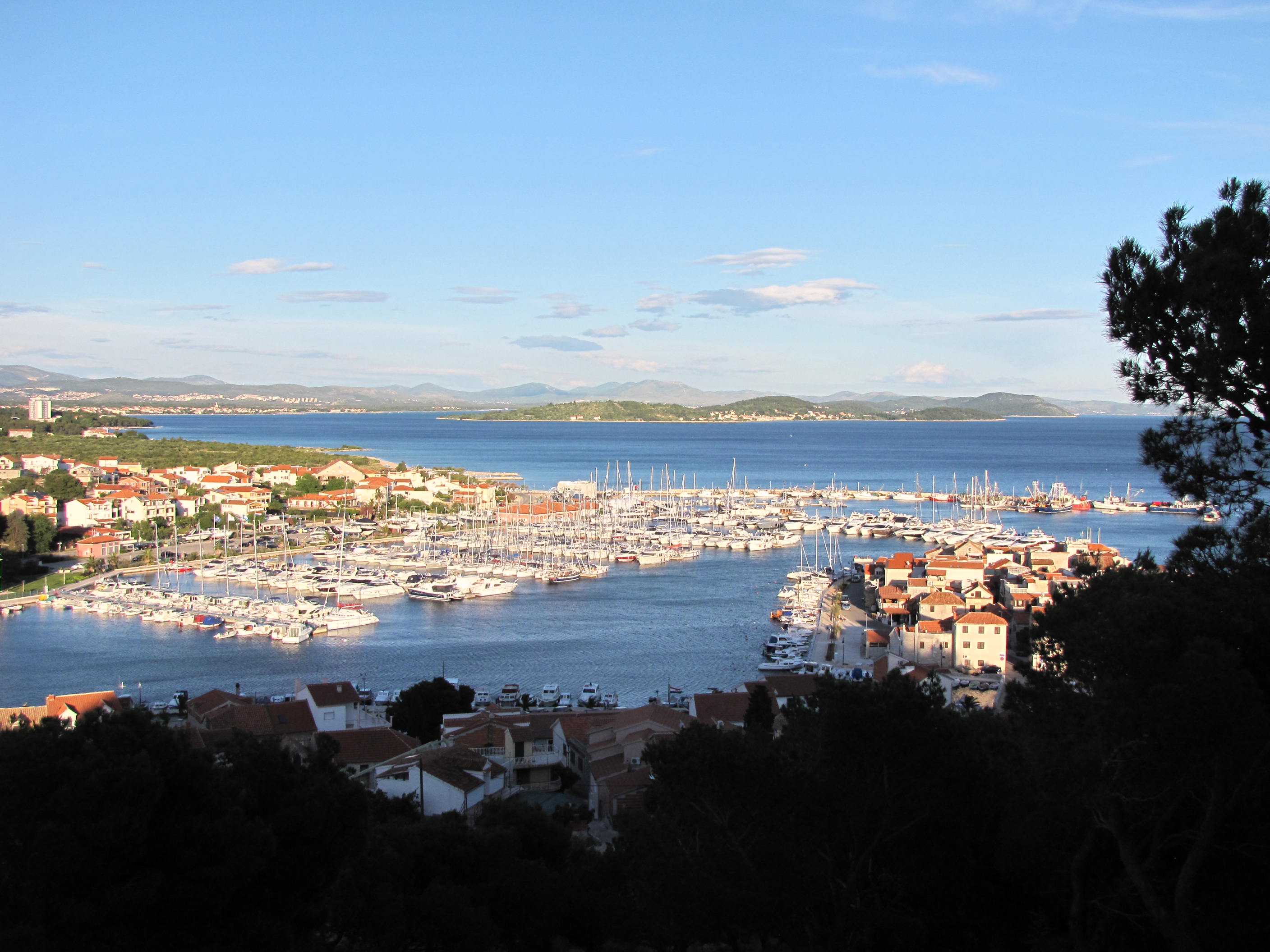 Widok ze wzgórza / IMG_0349.JPG IMG_0349.JPG