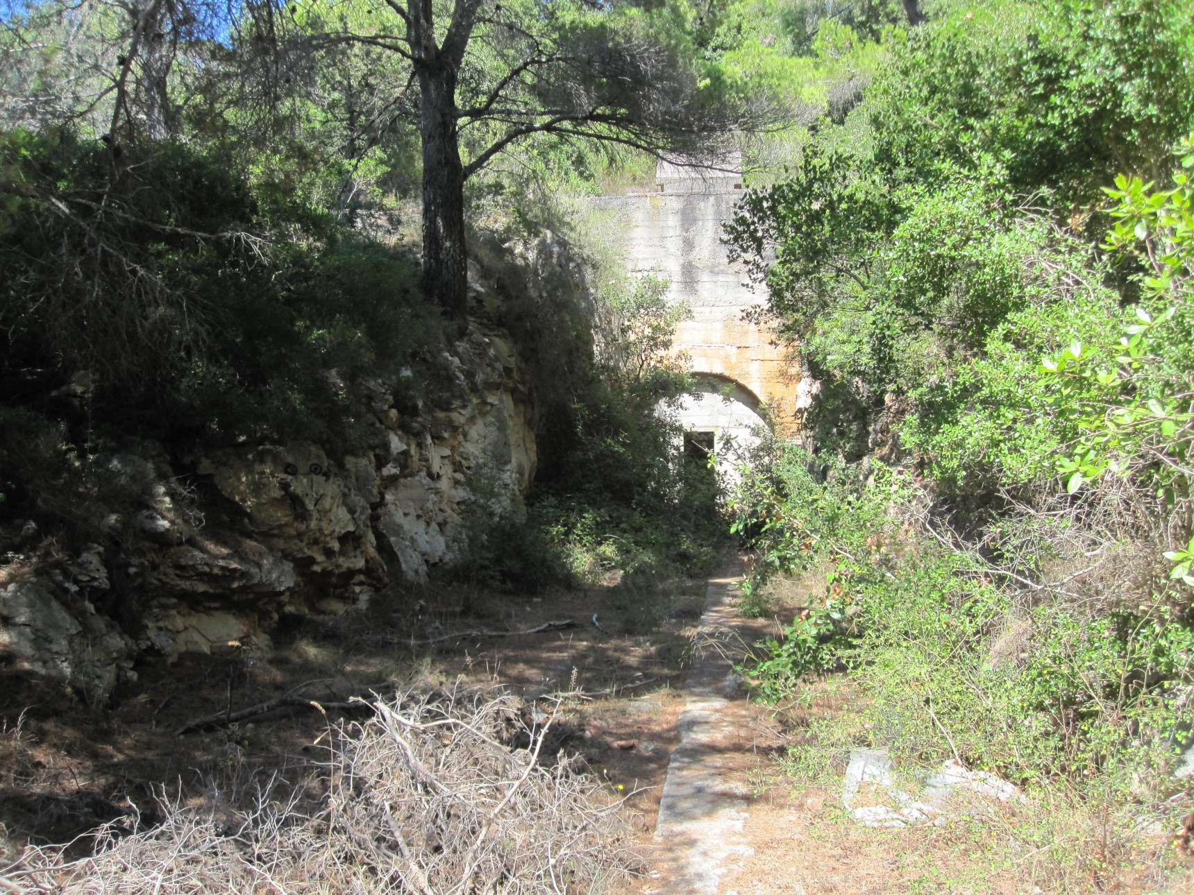 06 schron (1720 x 1290).jpg