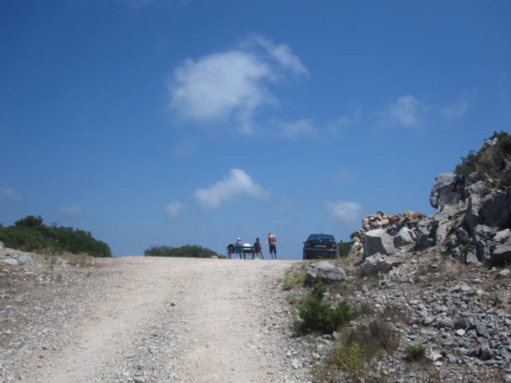 13 ostatni parking.jpg