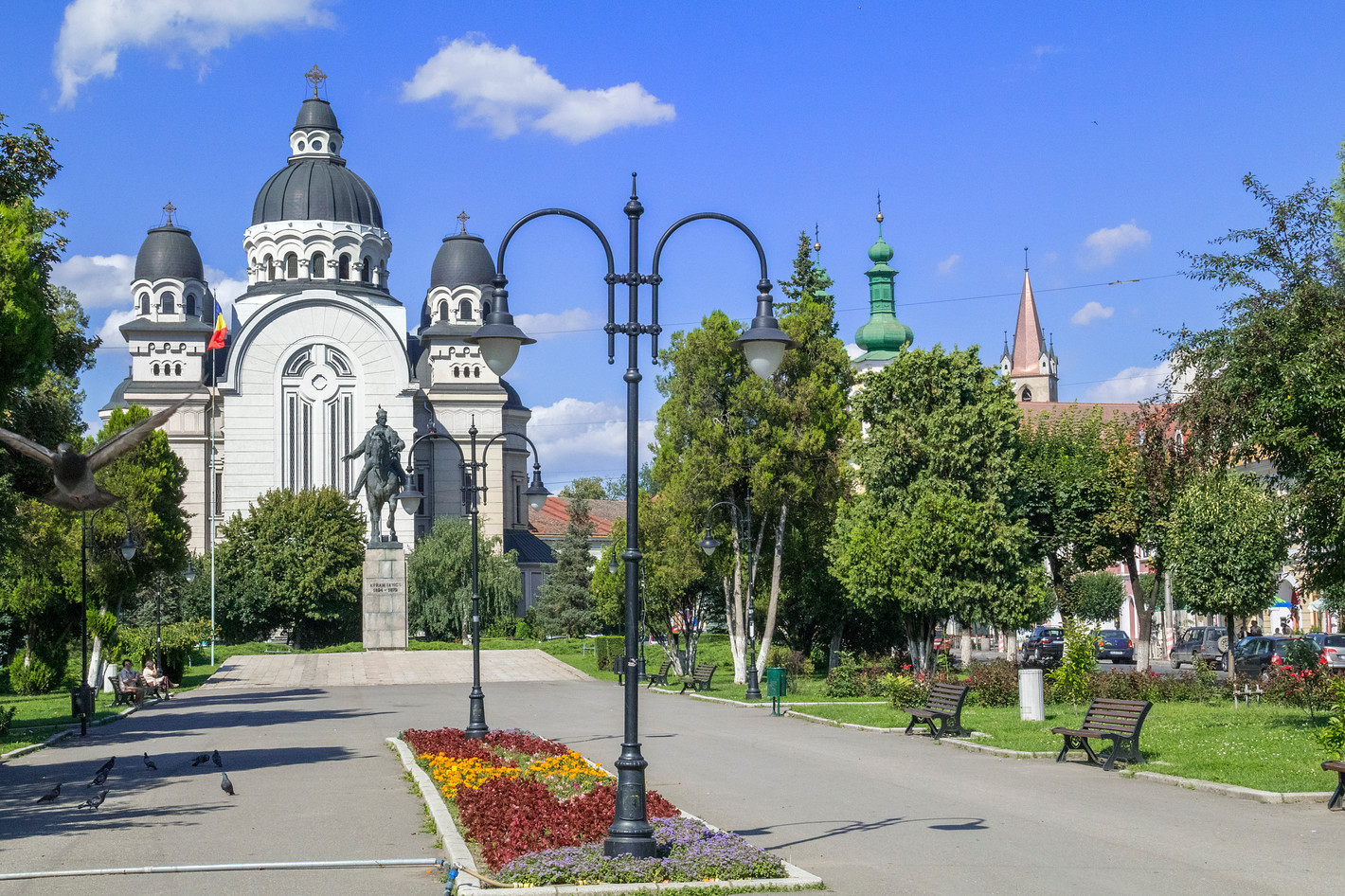 IMG_0860 Główny plac miasta - Piata Trandafirilor.jpg