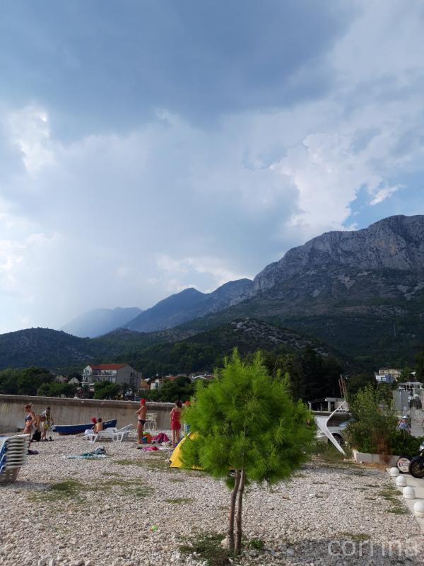 Niepozorna zapowiedź wielkiego hałasu / 05.jpg 05.jpg