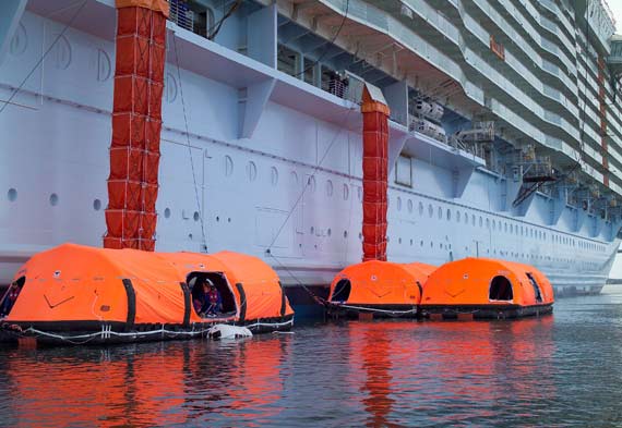 cruise-ship-life-raft.jpg