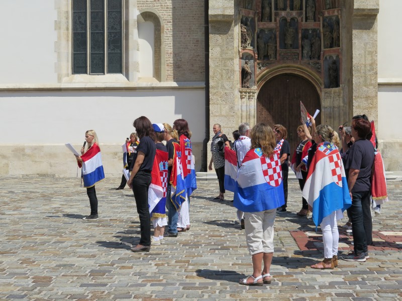 2015-08-02-11h54m03 (Custom).jpg