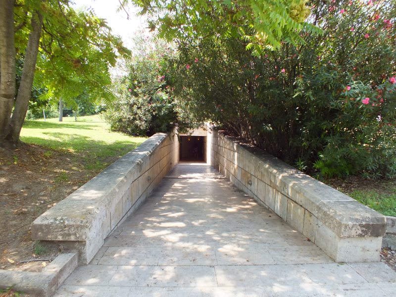 DSCF1930.JPG
