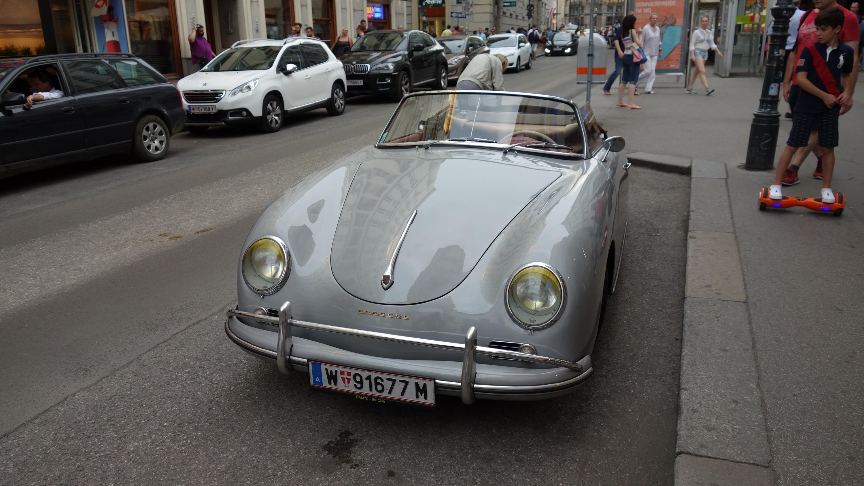 Wiedeński Porsche 356 Speedster 2016.JPG