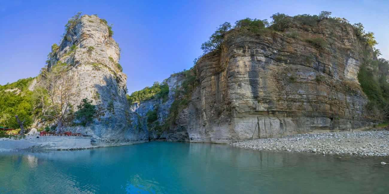 IMG_9118_IMG_9123-6 images.jpg