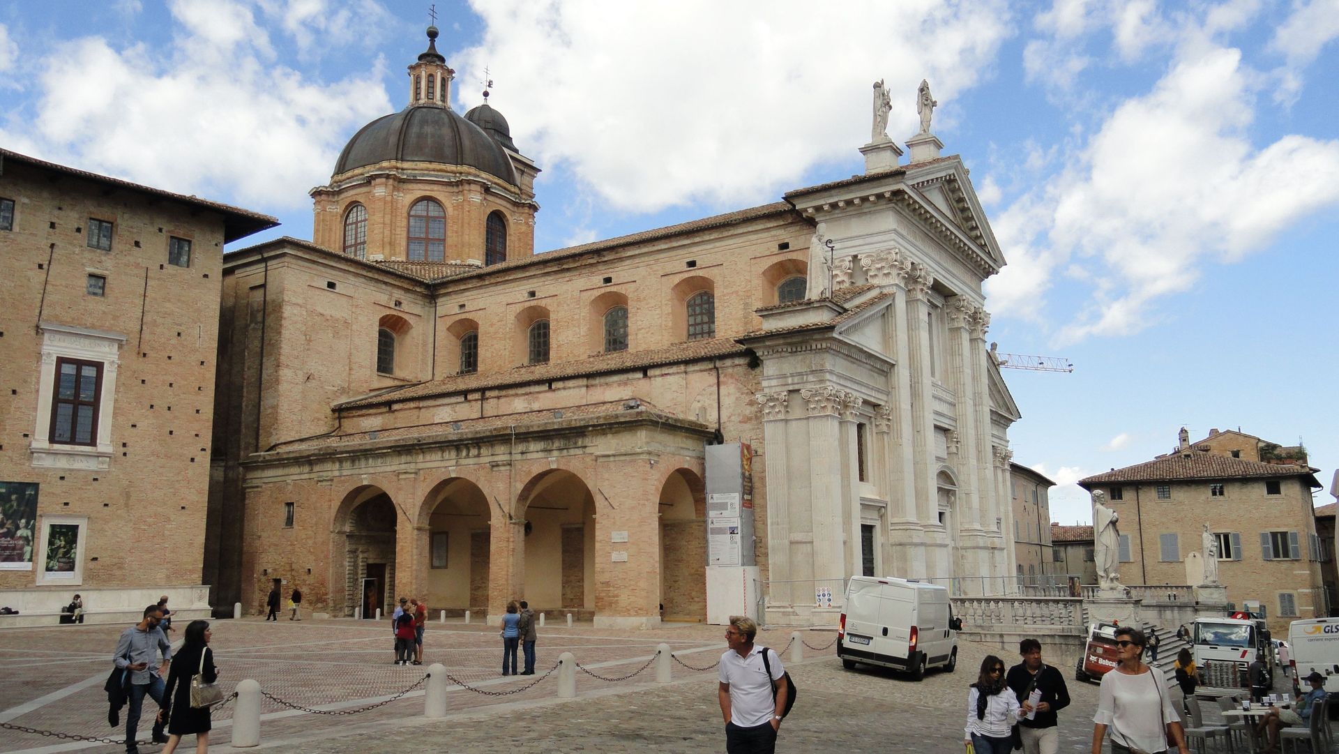 2. Urbino.jpg