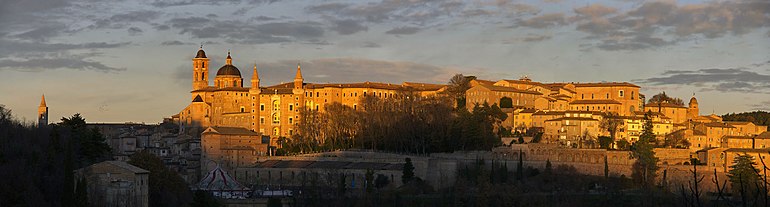 770px-IMG7403_Urbino.jpg