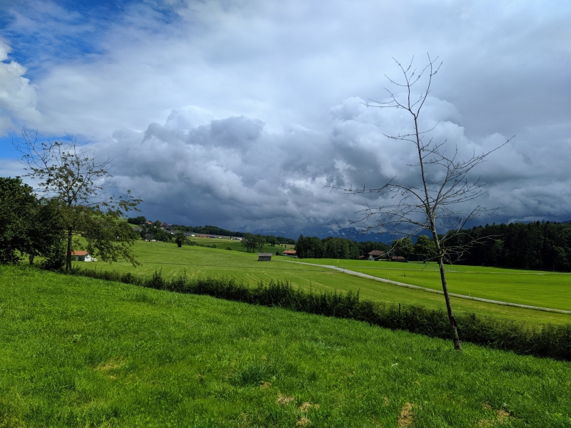 widok ze stacji benzynowej pod Monachium.jpg