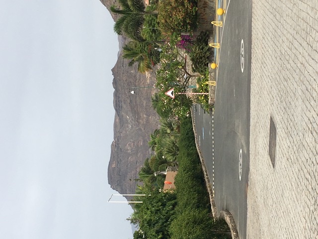 Dojeżdżamy do Puerto de Mogan / AA57CCD5-9155-479D-AADD-8ACE5481F3E5.jpeg AA57CCD5-9155-479D-AADD-8ACE5481F3E5.jpeg