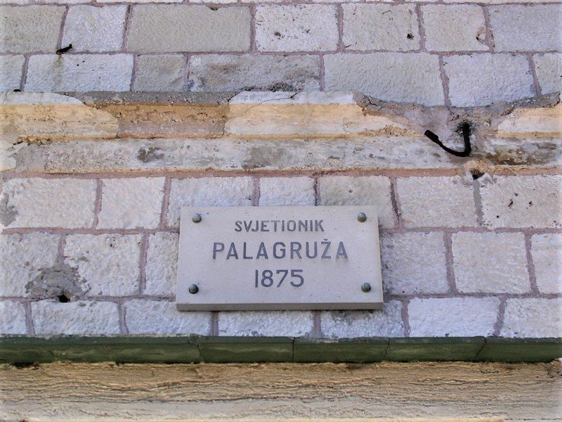 img-palagruza-002.jpg