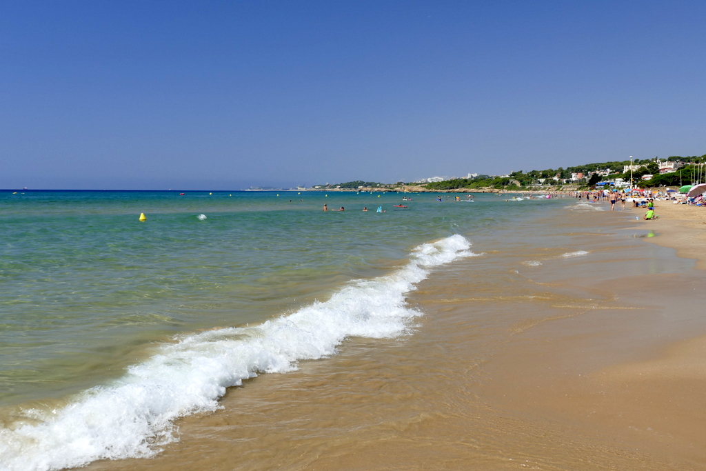 Tarragona, platja llarga (8).JPG
