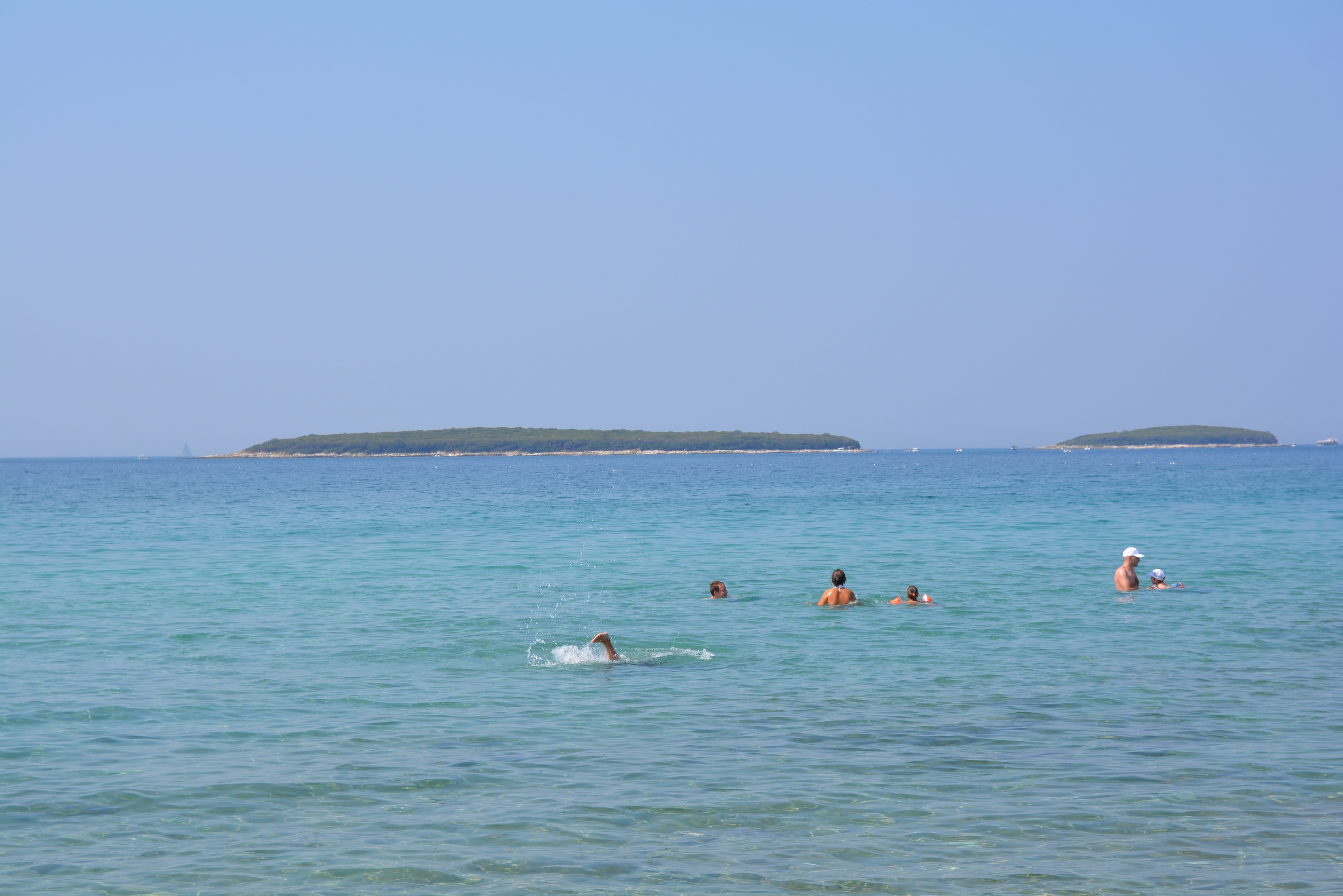 W oddali Velika i Mala Sestrica / DSC_0115.JPG DSC_0115.JPG