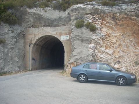 tunel_dingac_na_peljesacu_120.jpg