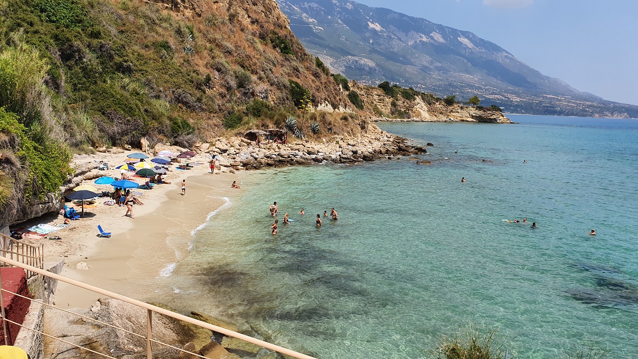 W Agios thomas beach (6).jpg