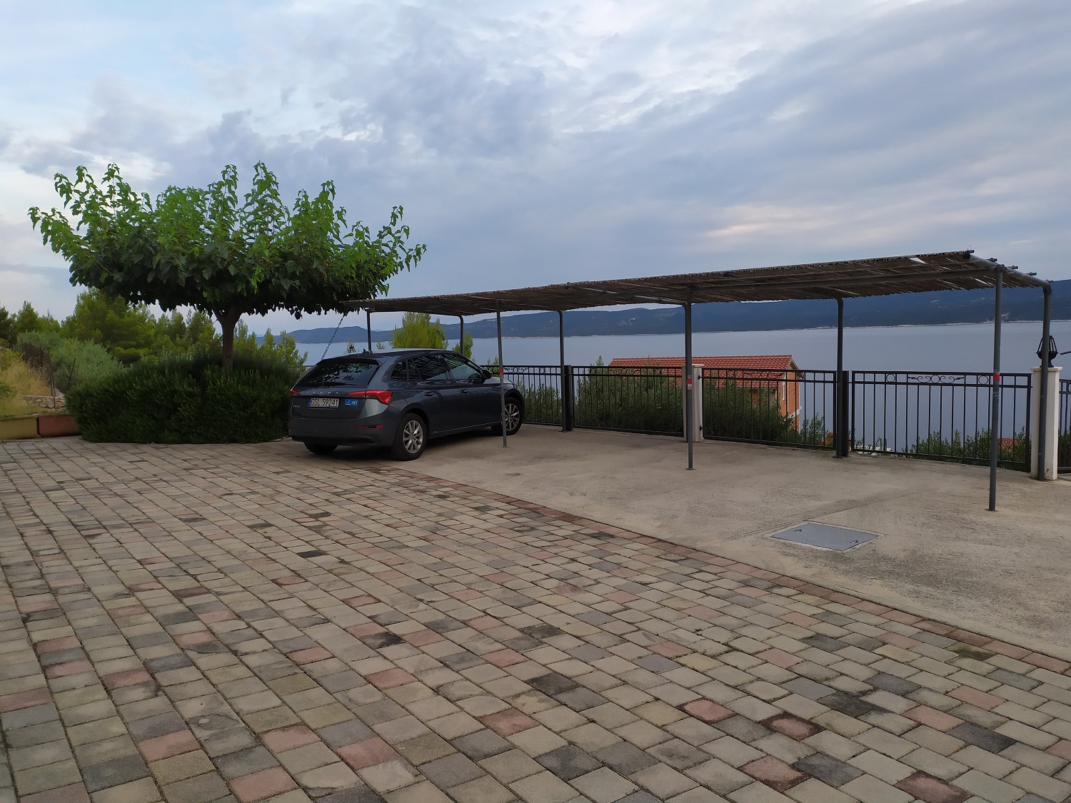 autko zaparkowane.jpg