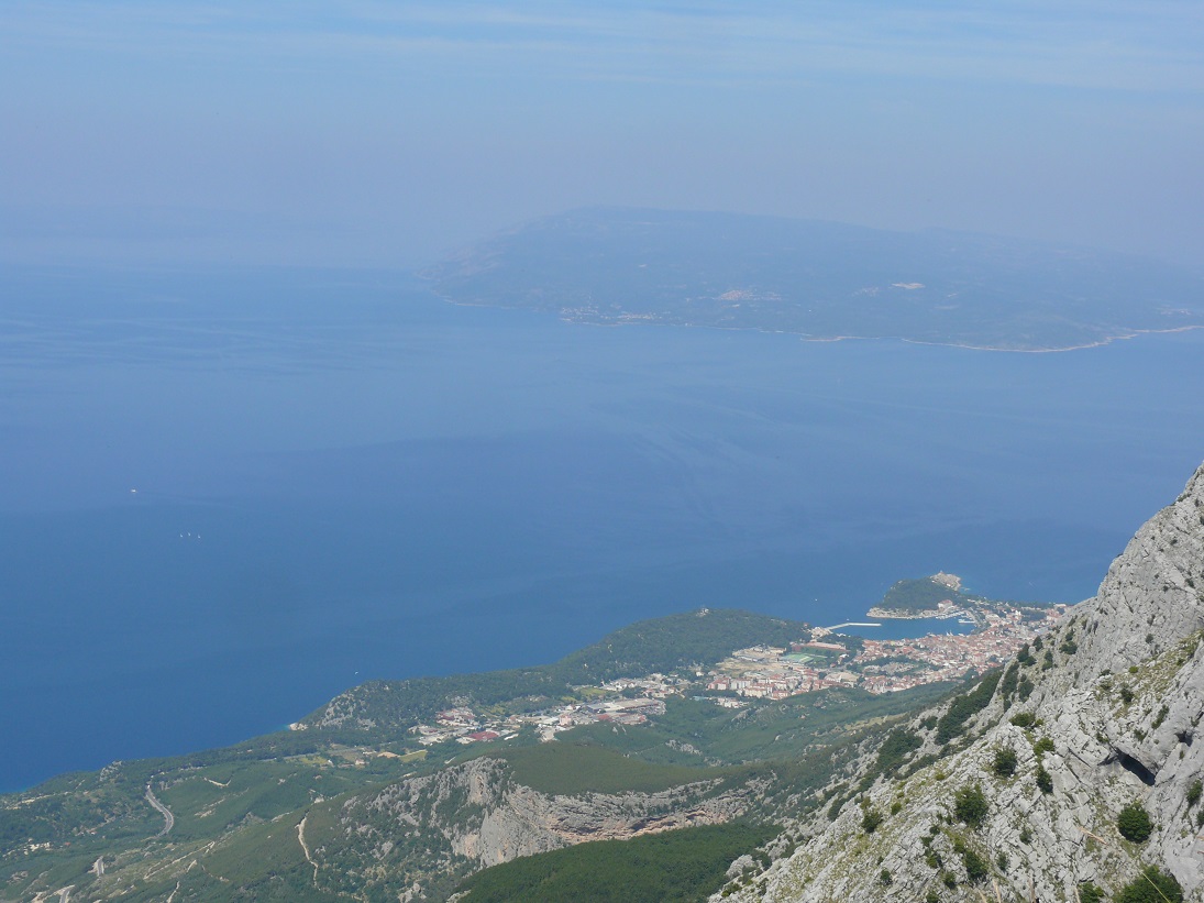 widać Makarską / Wakacje 2015 Chorwacja 034.JPG Wakacje 2015 Chorwacja 034.JPG