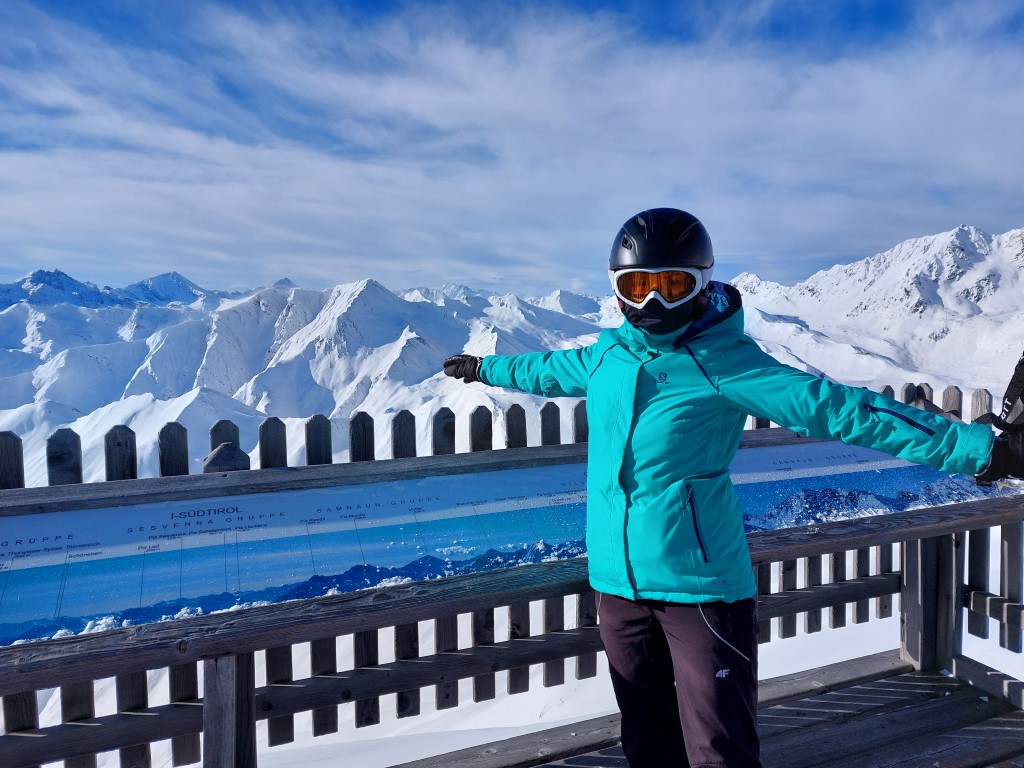 20230116_110330 (Custom).jpg