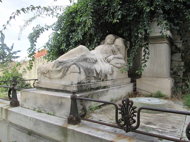 25b-SECTION 4 592 STAMBOLZI BONANOS.JPG