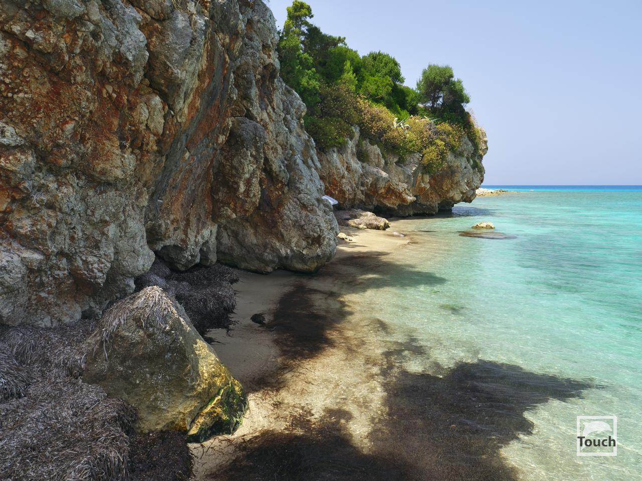 kryoneri beach.jpg