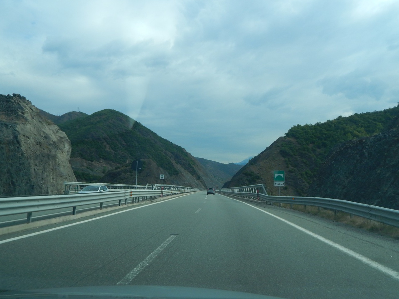 Petr0610.JPG Petr0610.JPG