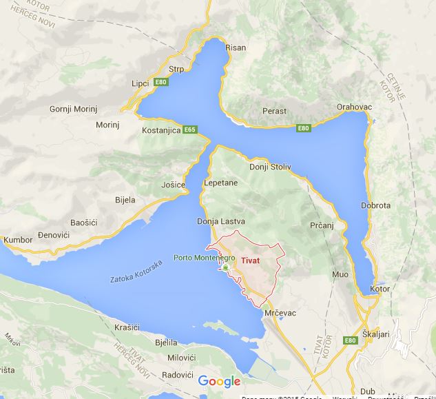 Plan sytuacyjny, rozmieszczenie promu, miejsca wypadku i sądu / tivatmapa.JPG tivatmapa.JPG