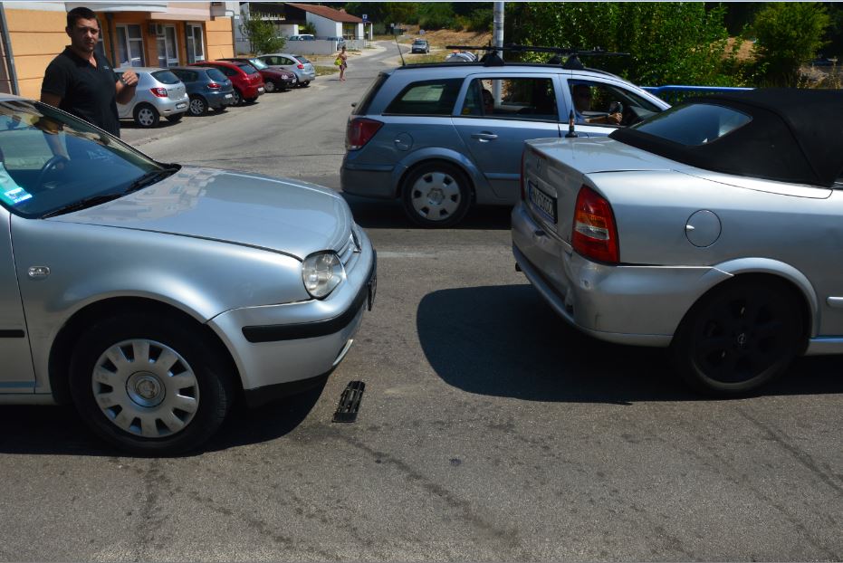 zagapił się / wypadek.JPG wypadek.JPG