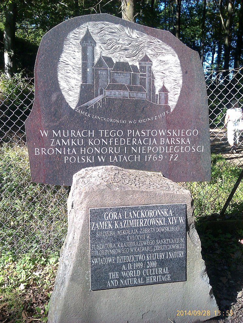 Lanckorona zamek.jpg