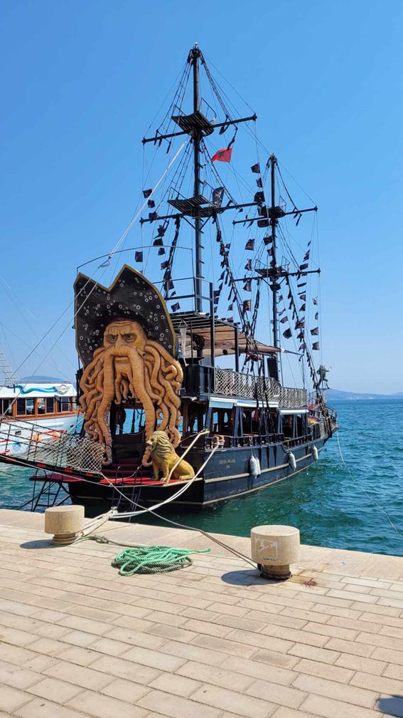 Messenger_creation_a9420f94-50e9-446f-96b6-1dbdc303e037 (Copy).jpeg