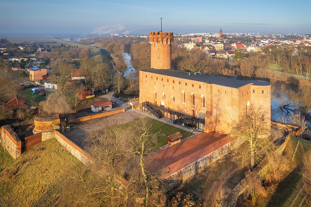 1-Zamek_krzyżacki_w_Świeciu_2024.jpg