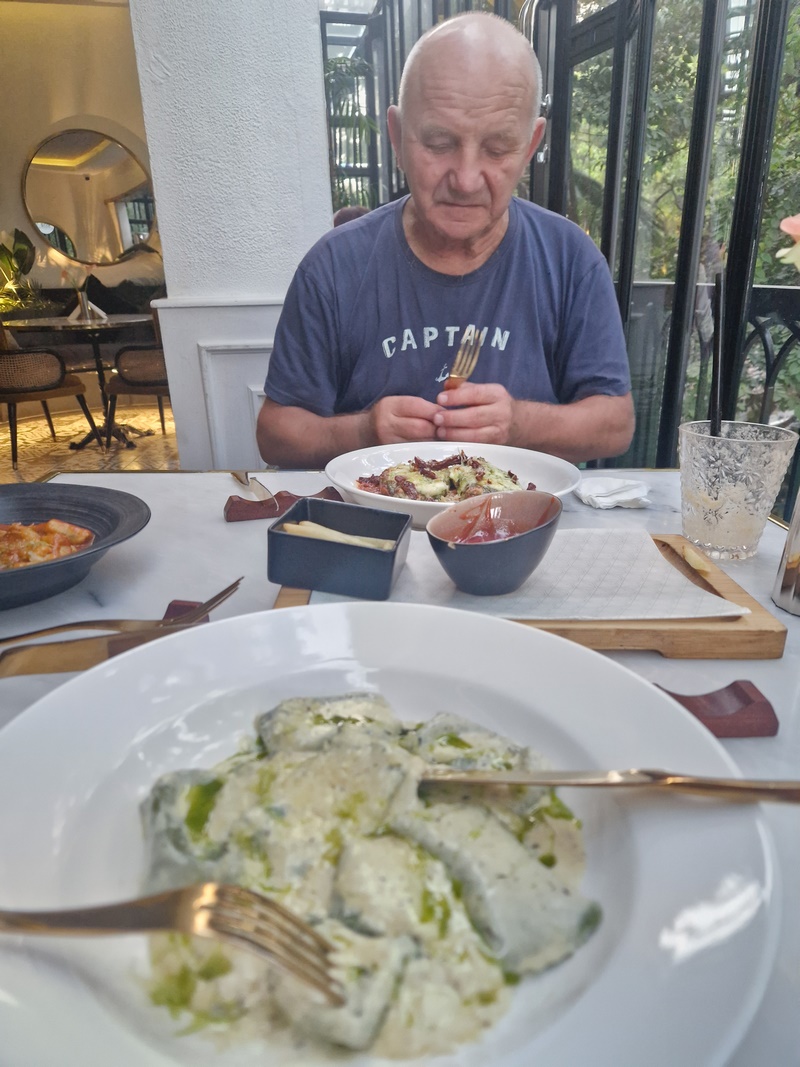 20250920_175556 (Kopiowanie).jpg