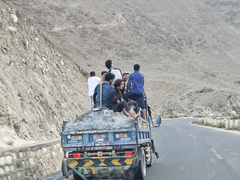 20250927_171832 (Kopiowanie).jpg