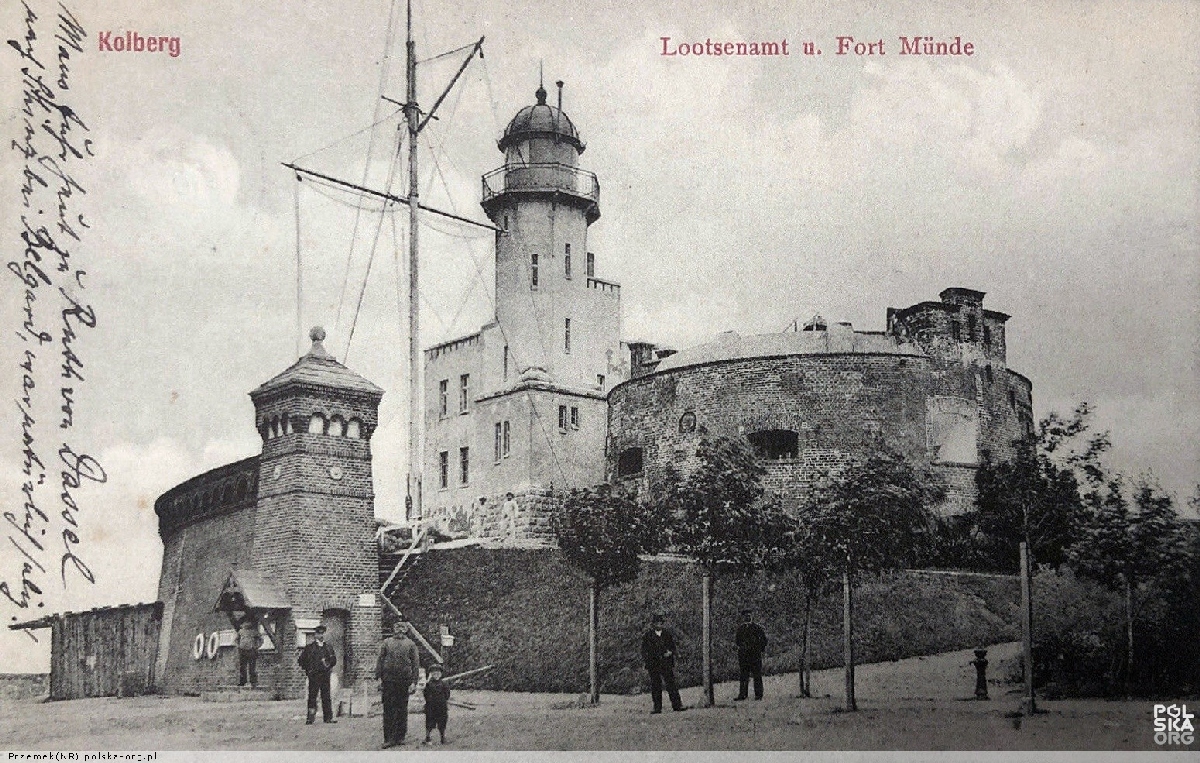 38-Latarnia_morska_dawna_Kolobrzeg_8350163.jpg