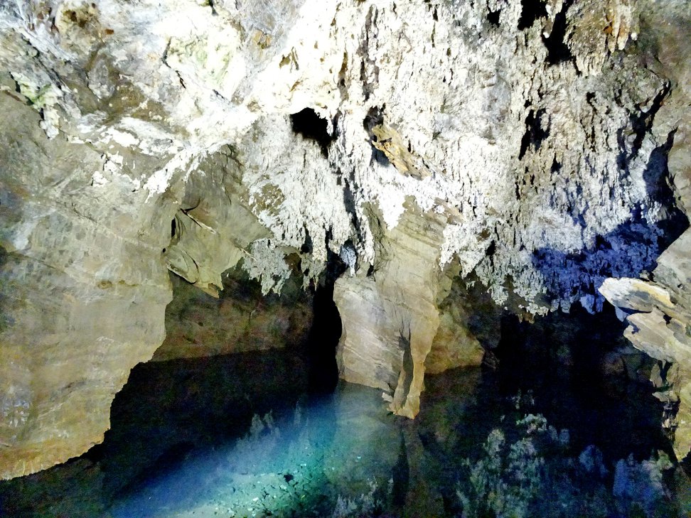 A02.jpg