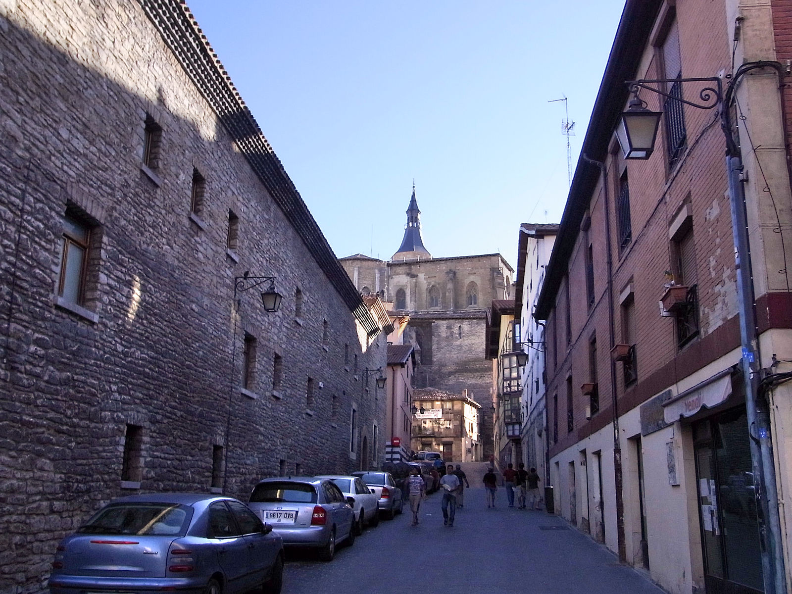 P06G2118.JPG