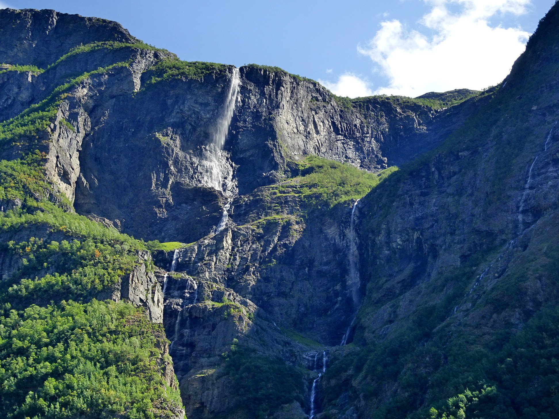 N08.jpg