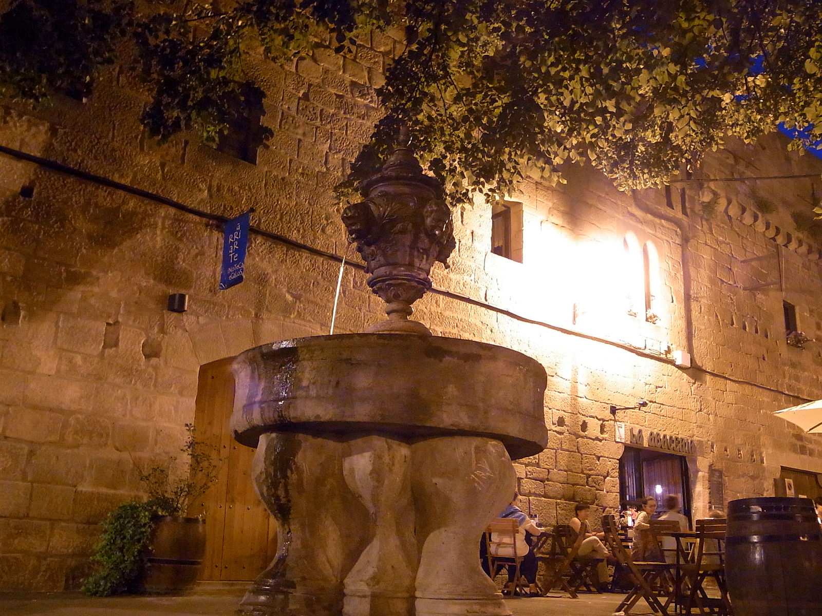 P06G2143.JPG